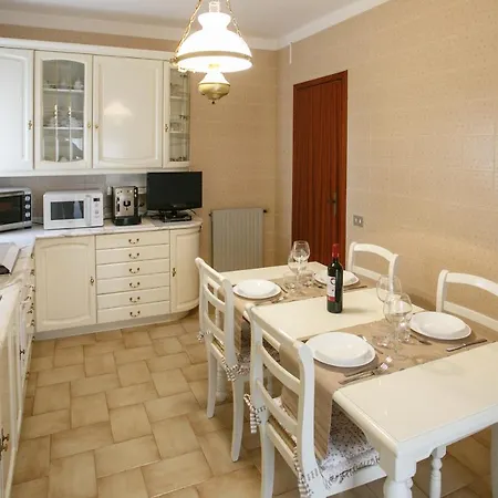 Ginevra Holiday home