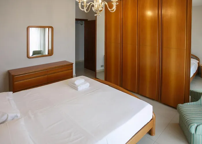 Ginevra Чефалу